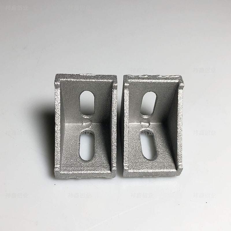 工業(yè)鋁型材角碼 圖1